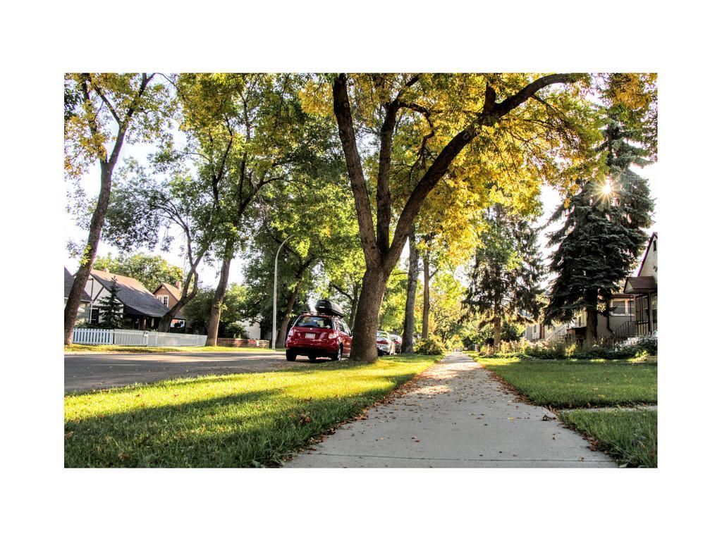Ritchie B&B Edmonton Extérieur photo