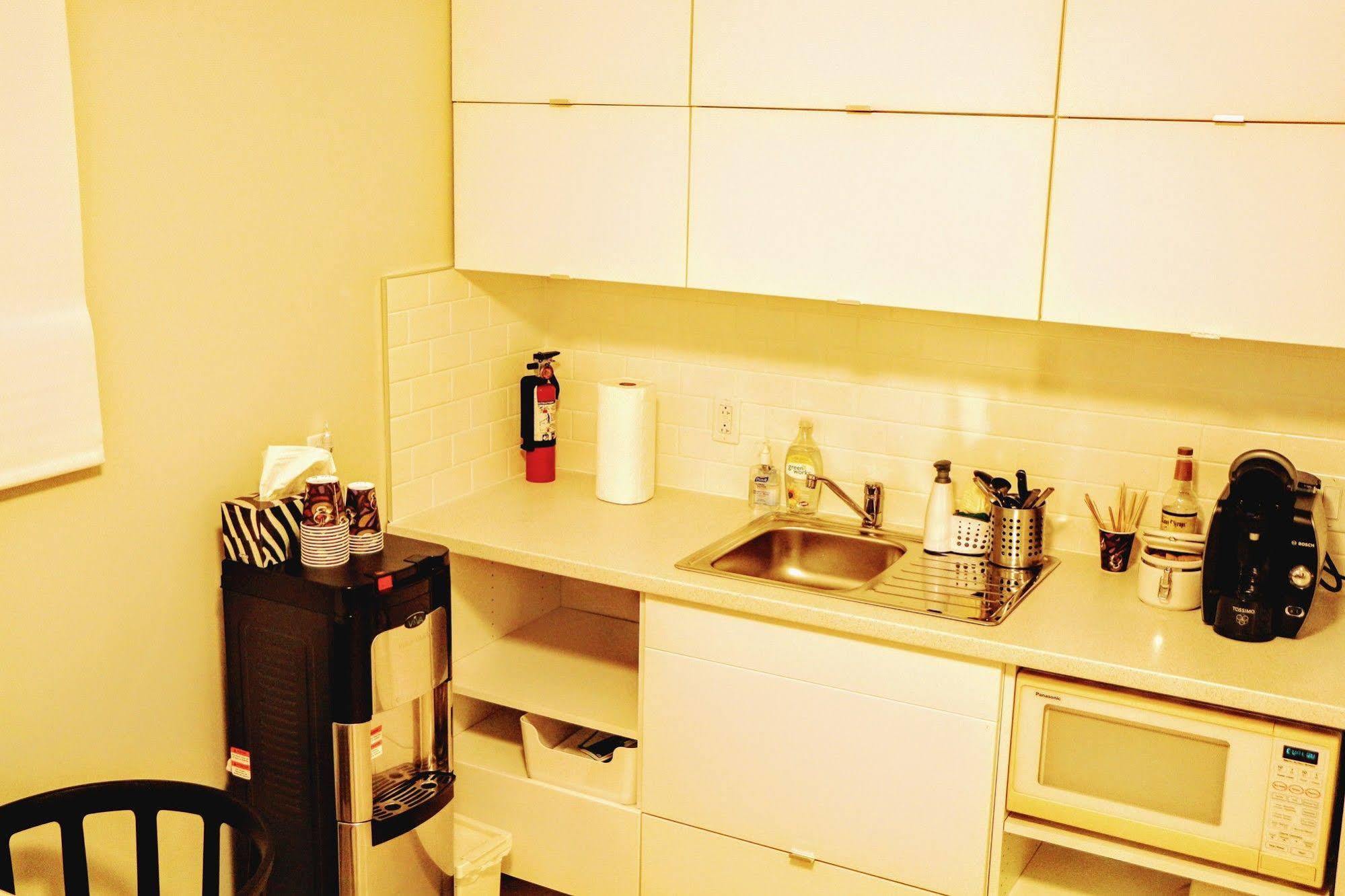 Ritchie B&B Edmonton Extérieur photo